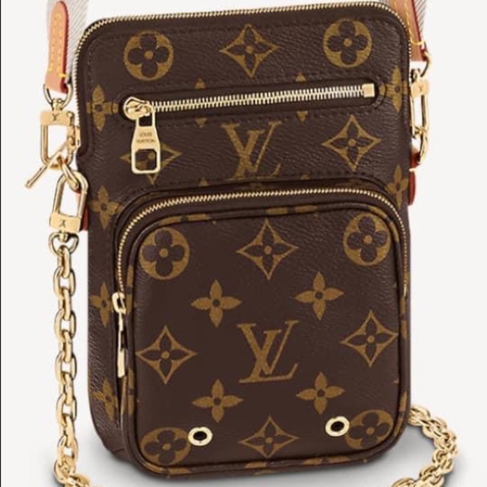 Louis Vuitton utility phone sleeve (SOLD OUT)